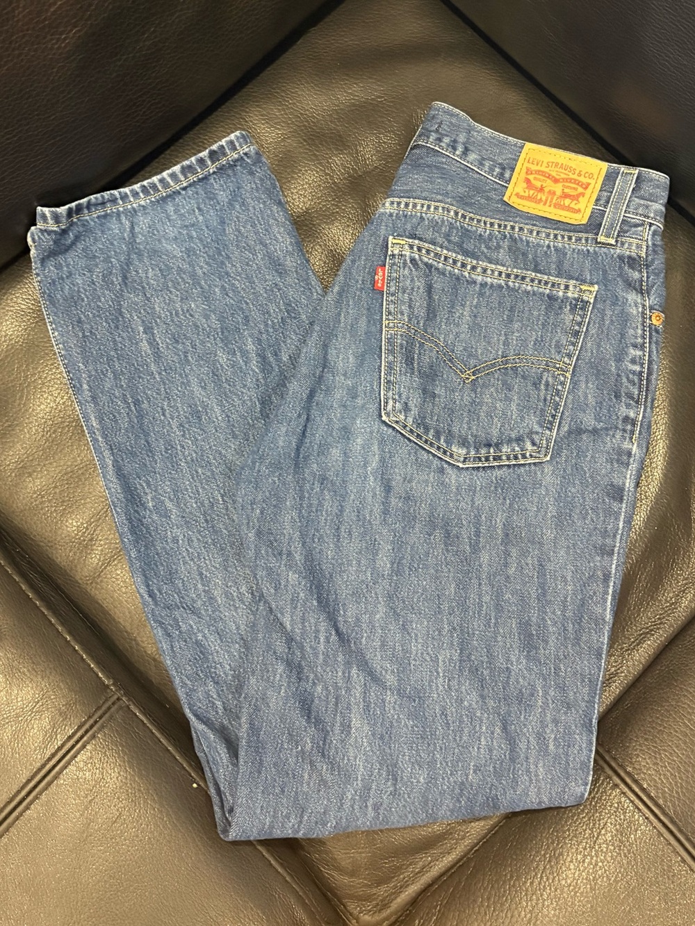 Levi’s low pro straight leg jeans size 27